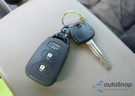 2017 Hyundai Elantra Se from USA, damaged, VIN 5NPD84LF6HH179869